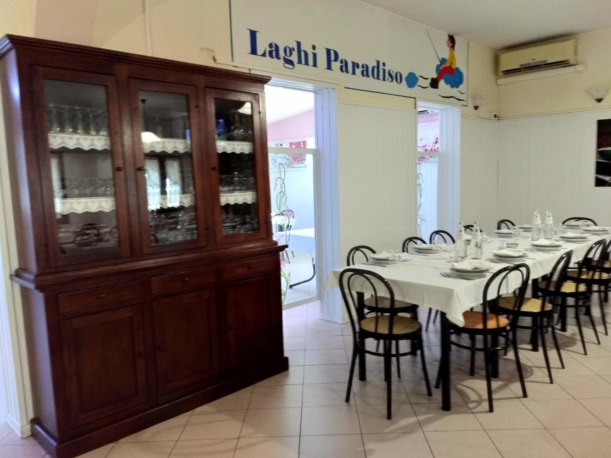 Laghi Paradiso Rovereto sulla Secchia Екстер'єр фото