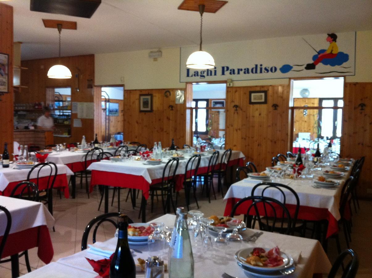 Laghi Paradiso Rovereto sulla Secchia Екстер'єр фото